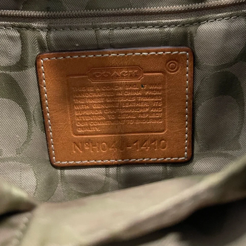 Coach Vintage Tartan Red Plaid Buckle Charm Shoulder Bag Suede - Picture 9 of 10